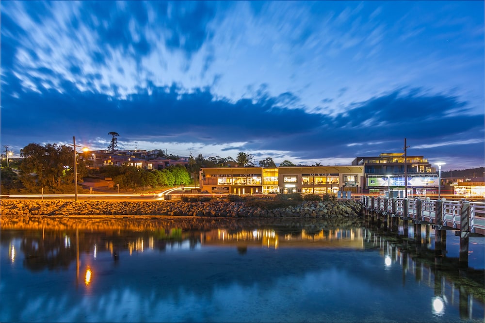 Merimbula Lakeview Hotel in Merimbula, Australia