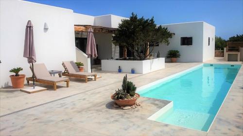 Cansantidesmonestir - carbon neutral hotel in Unknown City