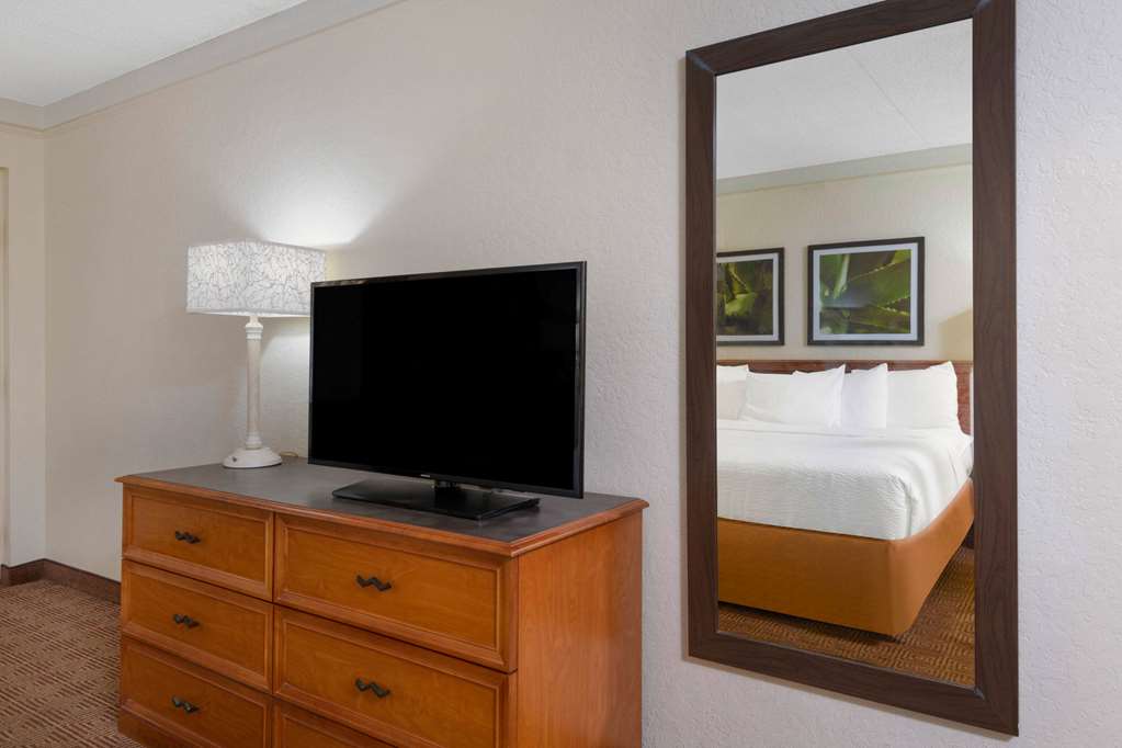 La Quinta East Deerfield Beach Boca Raton - photo 36