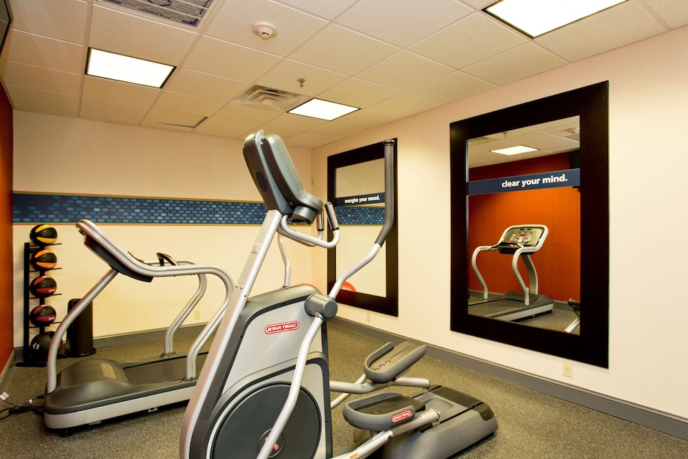Hampton Inn Martinsburg South Inwood - photo 38