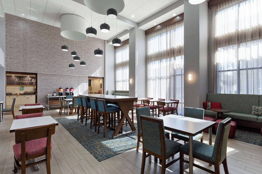 Hampton Inn & Suites Dothan — Dothan — photo 2