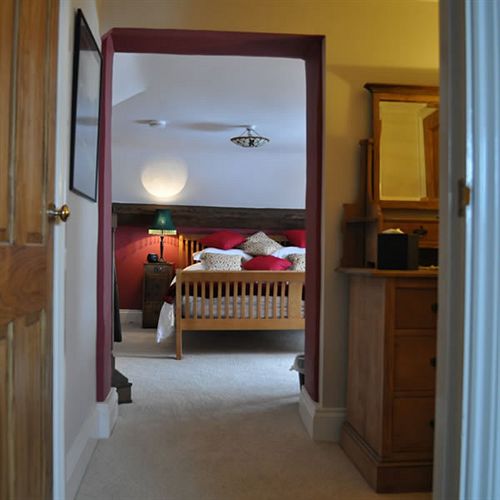 Old Ivy House Bed & Breakfast — Nuneaton — photo 3