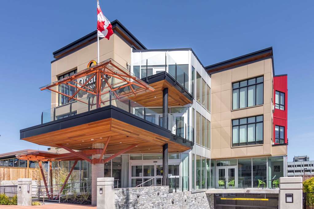 Quality Inn - carbon neutral hotel in Nanaimo