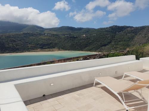 Dammuso Specchio del Cielo in Pantelleria, Italy