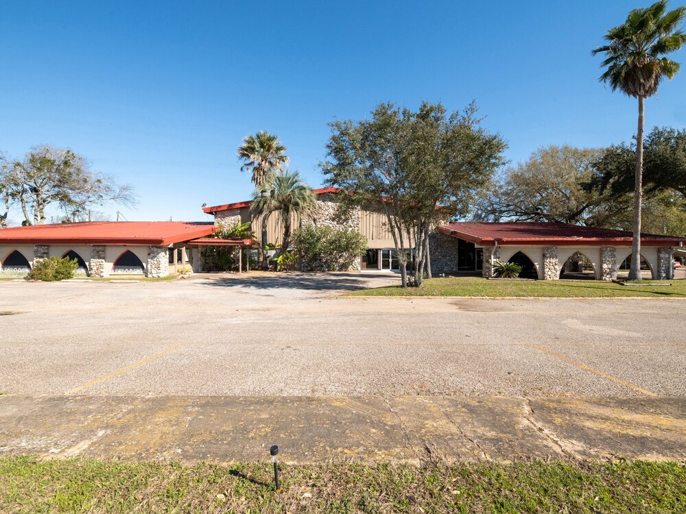 Hotel Bay City TX 35 - photo 13