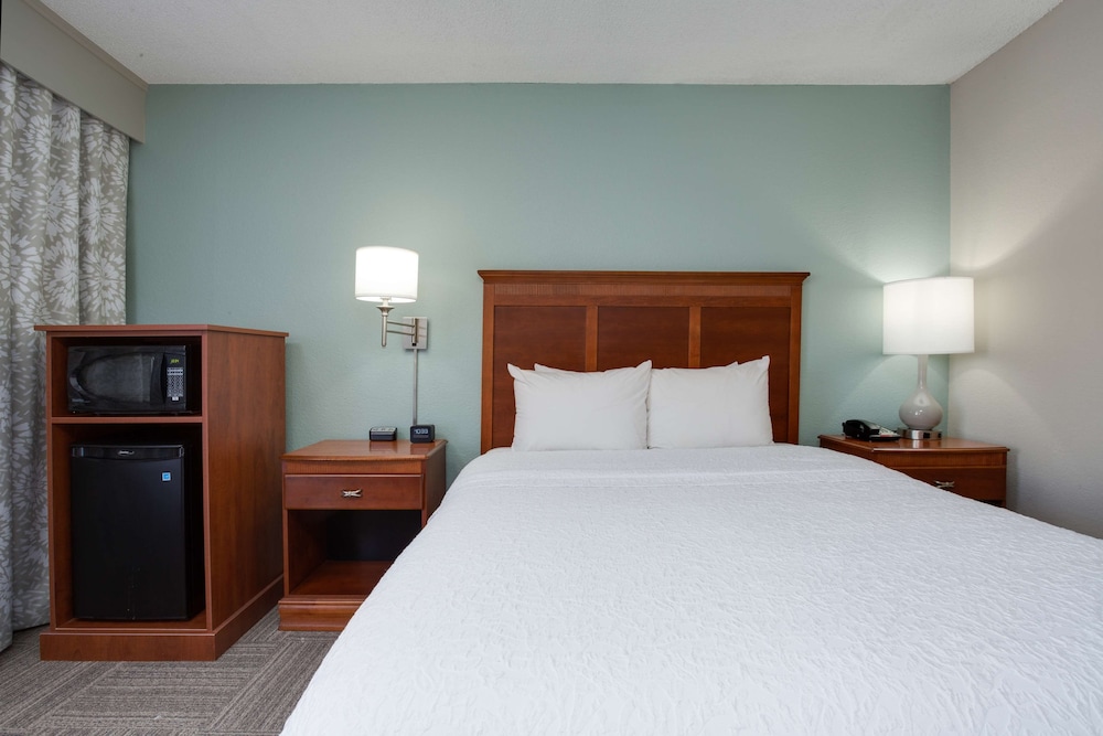Hampton Inn North Myrtle Beach Harbourgate - photo 13