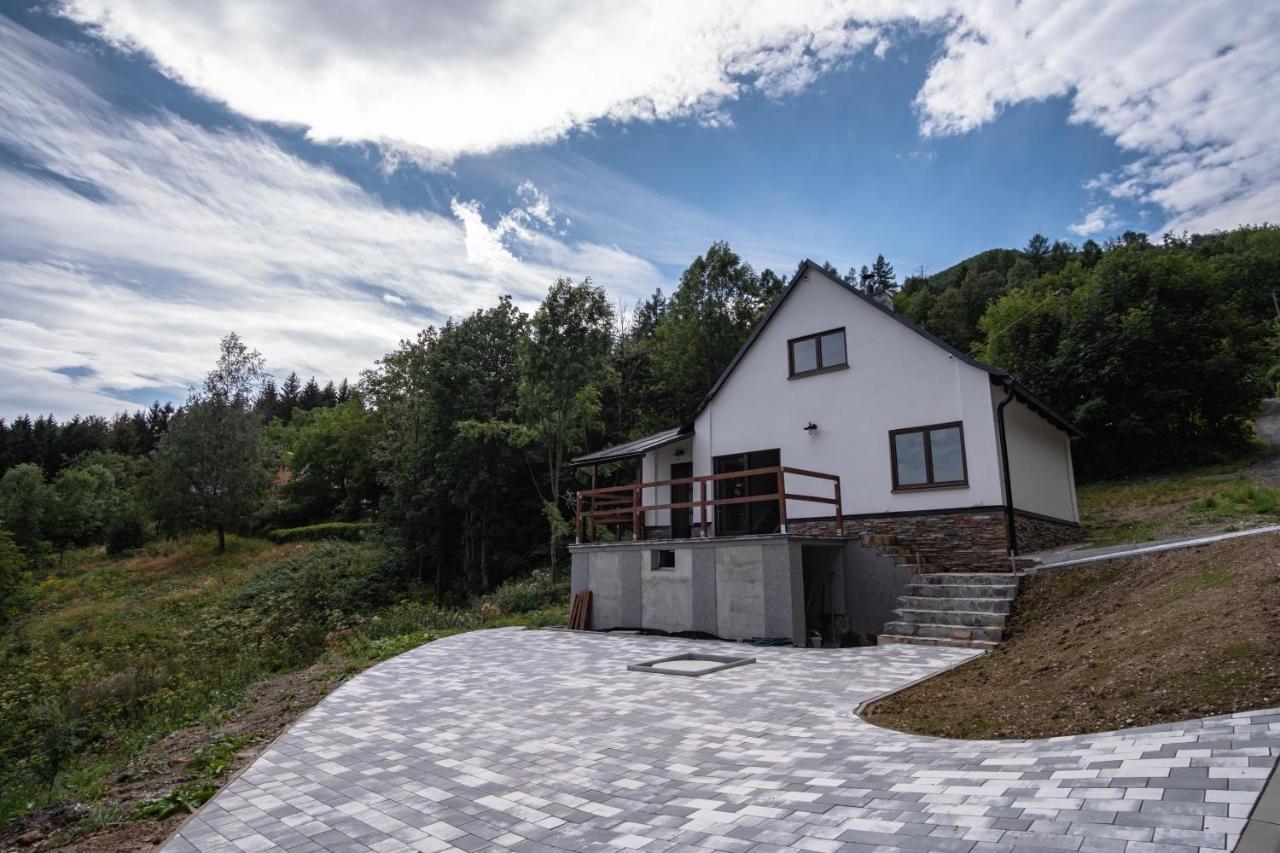 Horská Chata Čeladná — 4-Star Luxury Hotel in Celadna, Czech Republic