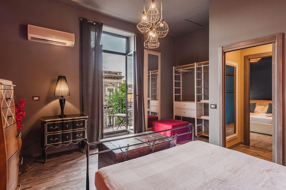 Ursino Apartment With Balcony by Wonderful Italy — 4-Star Luxury Hotel in Catania, Italy