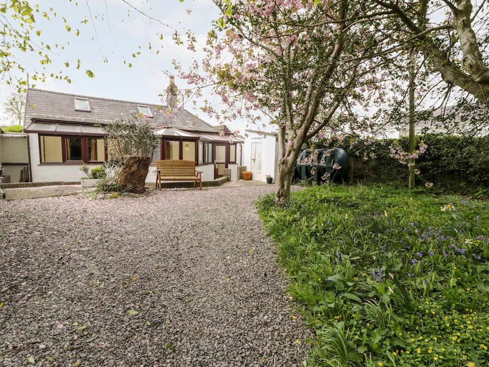 Ty Taid 10332924 — Gaerwen
