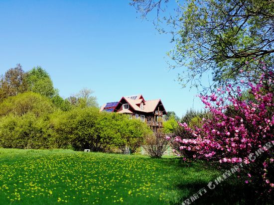 Changbai Mountain Hunting Resort Hotel — hotel in Fusong
