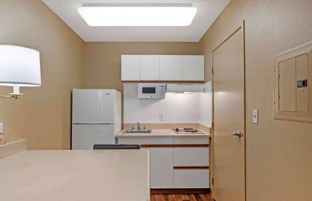 Extended Stay America San Diego Sorrento Mesa - photo 15