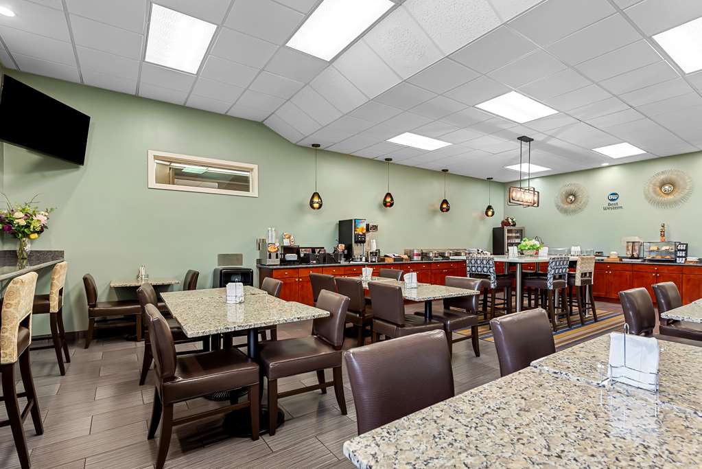 Best Western Cascadia Inn - photo 30