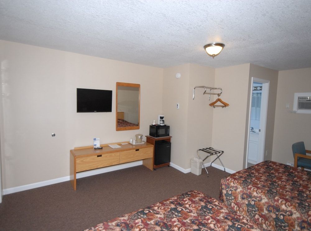 Wayside Motel - photo 4