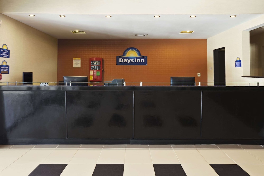 Days Inn by Wyndham Henryetta - photo 7