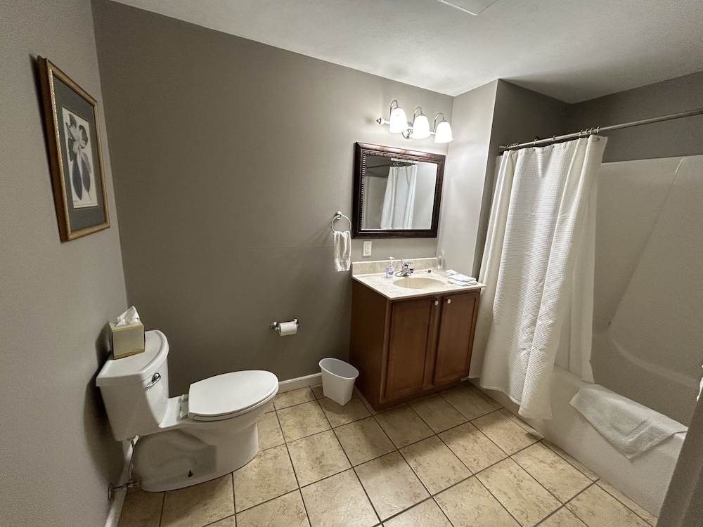 William Watson Hotel - photo 32