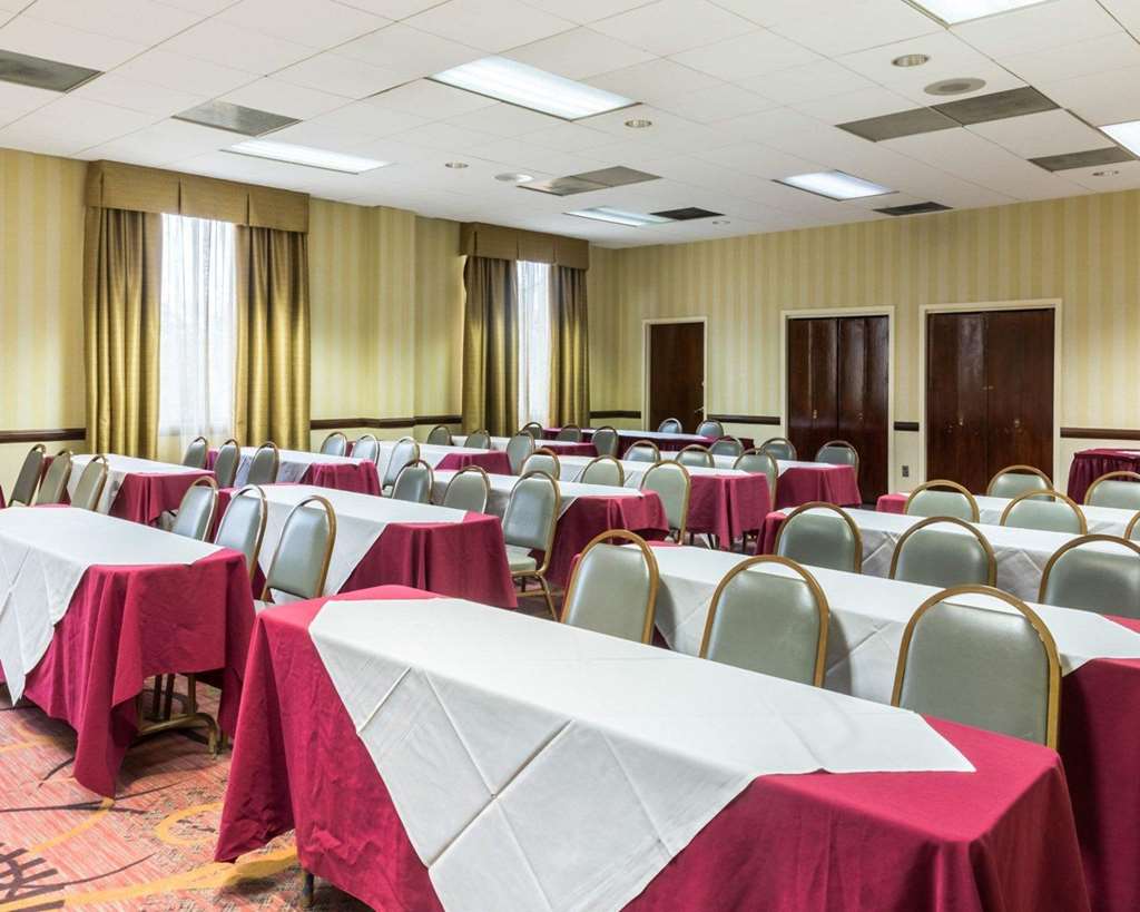 Clarion Hotel Somerset New Brunswick - photo 29
