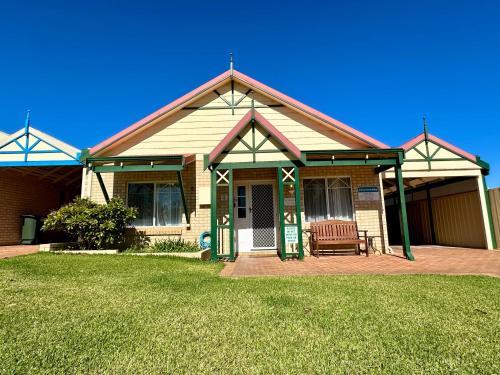 Kalbarri Getaway Kalbarri WA — hotel in Kalbarri
