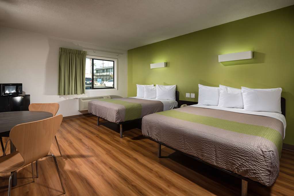 Motel 6 Canoga Park CA - photo 12