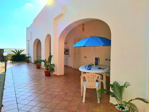 Appartamento Rock of lovers — 4-Star Luxury Hotel in Ischia, Italy