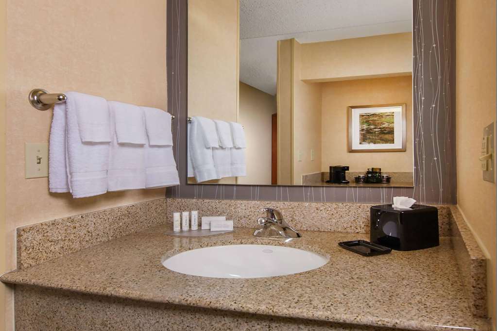 Sonesta Select Charlotte University Research Park - photo 14