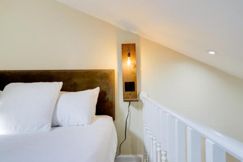 DuPont Place Boutique Inn - photo 82