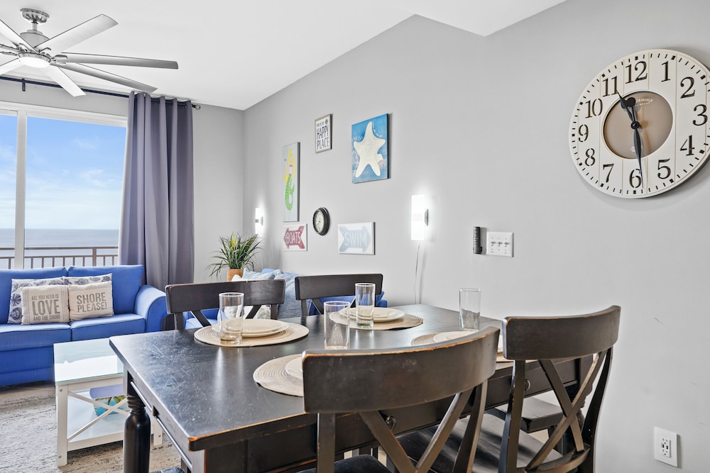 Splash Beach Resort by Book That Condo - photo 33
