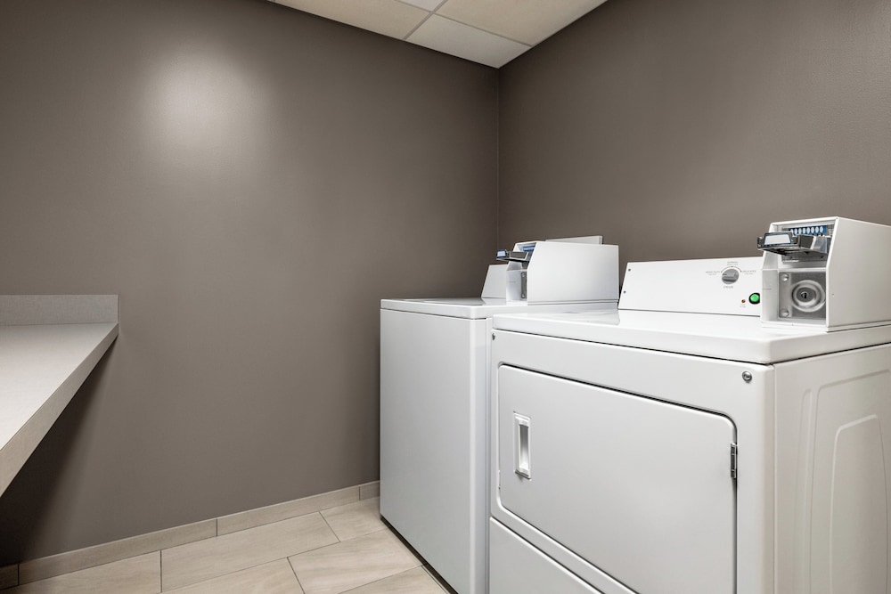 Holiday Inn Express & Suites Hagerstown by IHG - photo 24