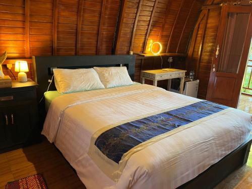 Villa Rumah Kayu Lovina — 4-Star Luxury Hotel in Lovina, Indonesia