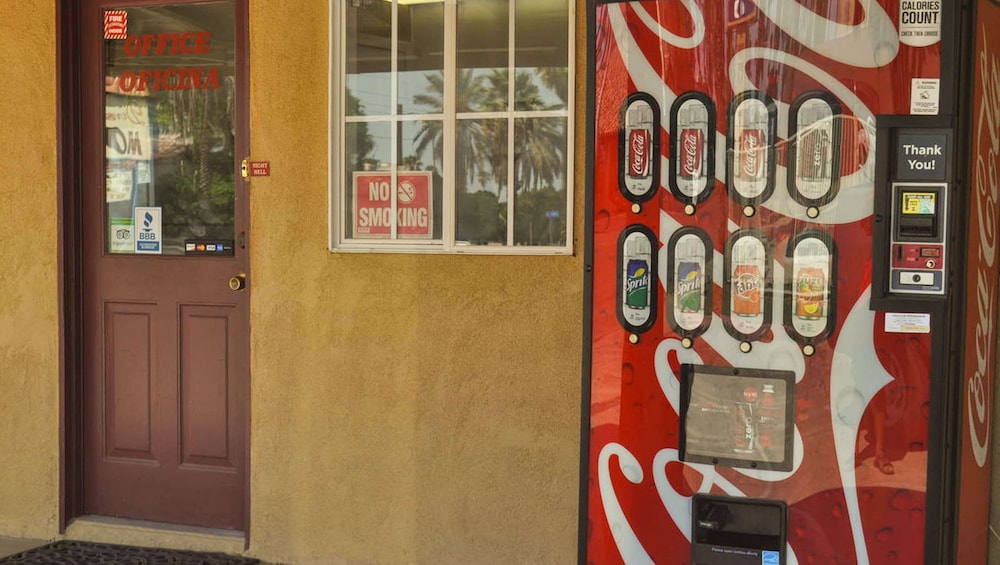 California Suites Motel - photo 23