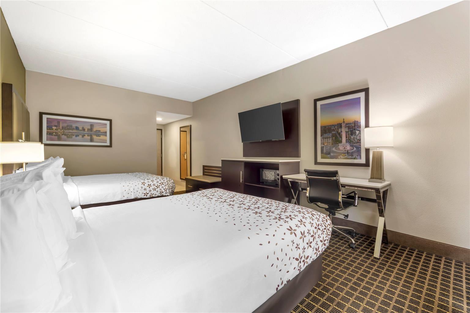 Wingate by Wyndham North East - photo 11