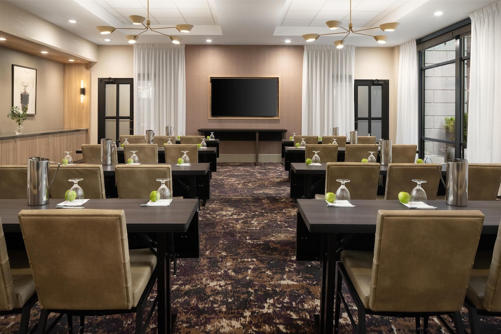 Hilton Garden Inn Greenville University Area - photo 58