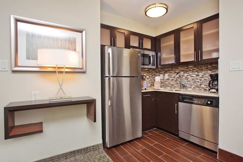 Staybridge Suites Austin South Interstate Hwy 35 by IHG - photo 5