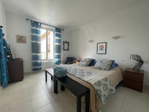 La Vigneronne Bleue — hotel in Cazouls-Les-Beziers