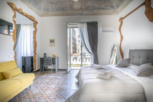 Le Volte Del Basile 4 camere private e terrazza — 4-Star Luxury Hotel in Palermo, Italy