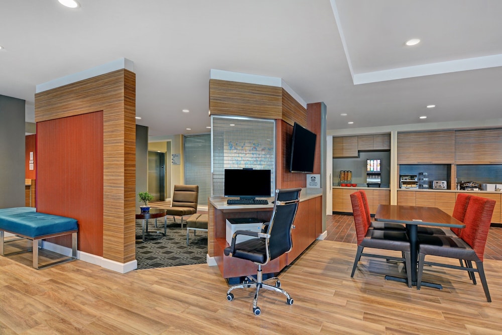 TownePlace Suites by Marriott Jacksonville East - photo 33
