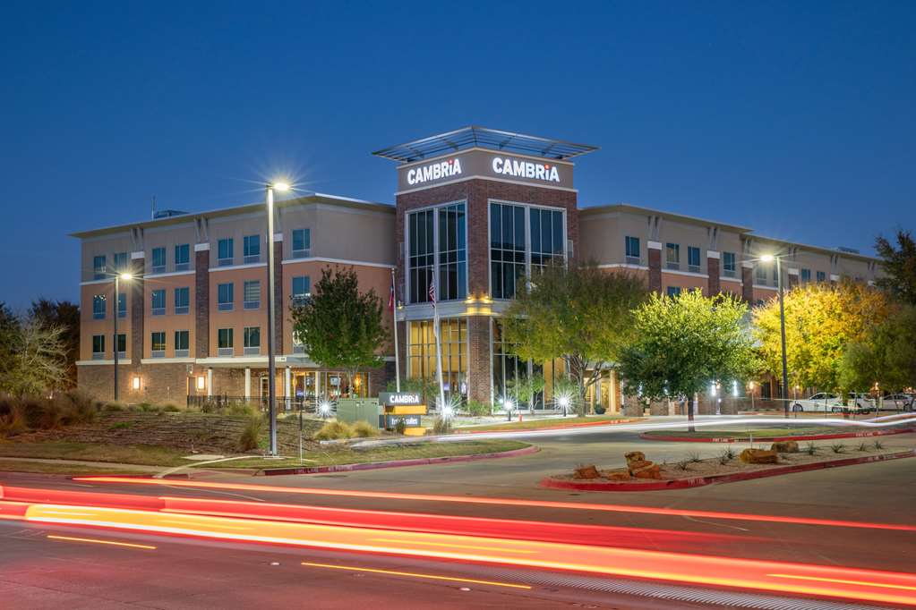 Cambria Hotel Plano Frisco - photo 2