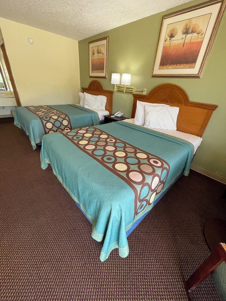 Executive Inn Of Mountain Home - photo 8