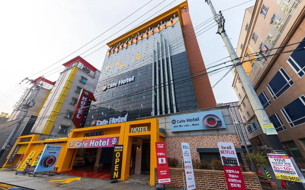 Cheonan Cafe Hotel in Cheonan, South Korea