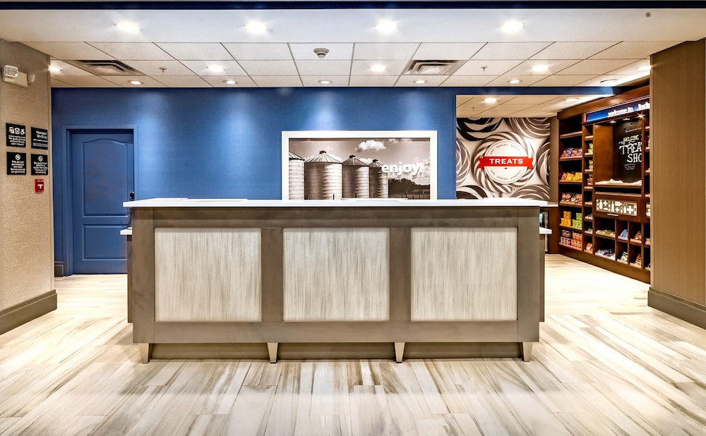 Hampton Inn Lockport Buffalo - photo 7