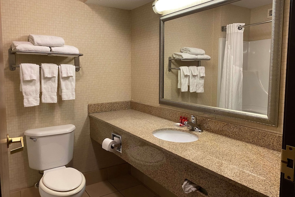Wingate by Wyndham Ashland - photo 9