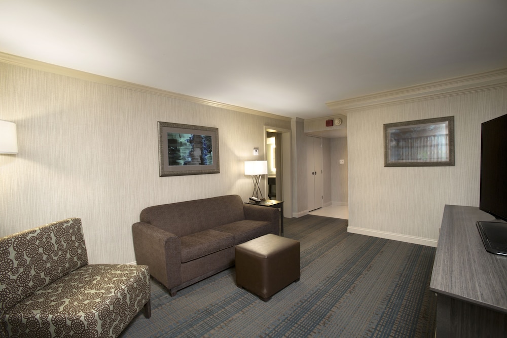 Holiday Inn Columbus Dwtn Capitol Square by IHG - photo 29