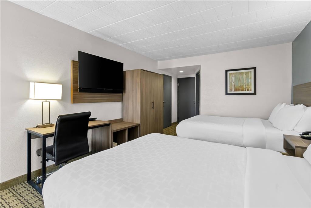 Clarion Inn Cranberry Township - photo 14