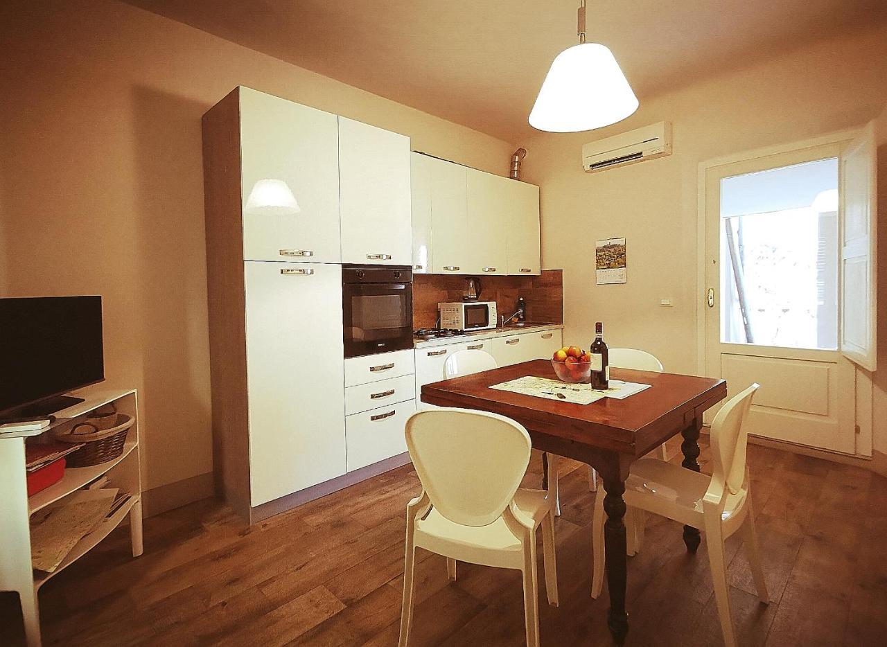 Lanfranchi deluxe apartament — 4-Star Luxury Hotel in Pisa, Italy