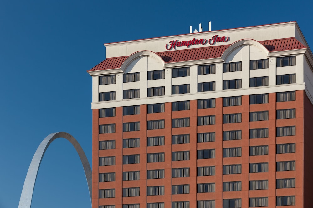 Hampton Inn St. Louis Downtown at the Gateway Arch - photo 28