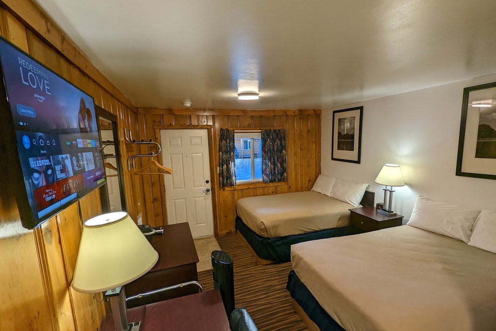 Teton Court Motel - photo 2