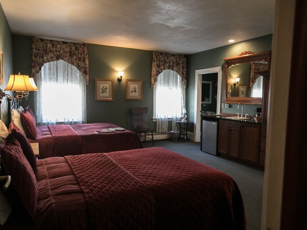 Hotel Ruby Marie - photo 9