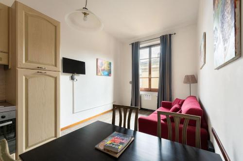Era Rental Apartments — 4-Star Luxury Hotel in Florence, Italy