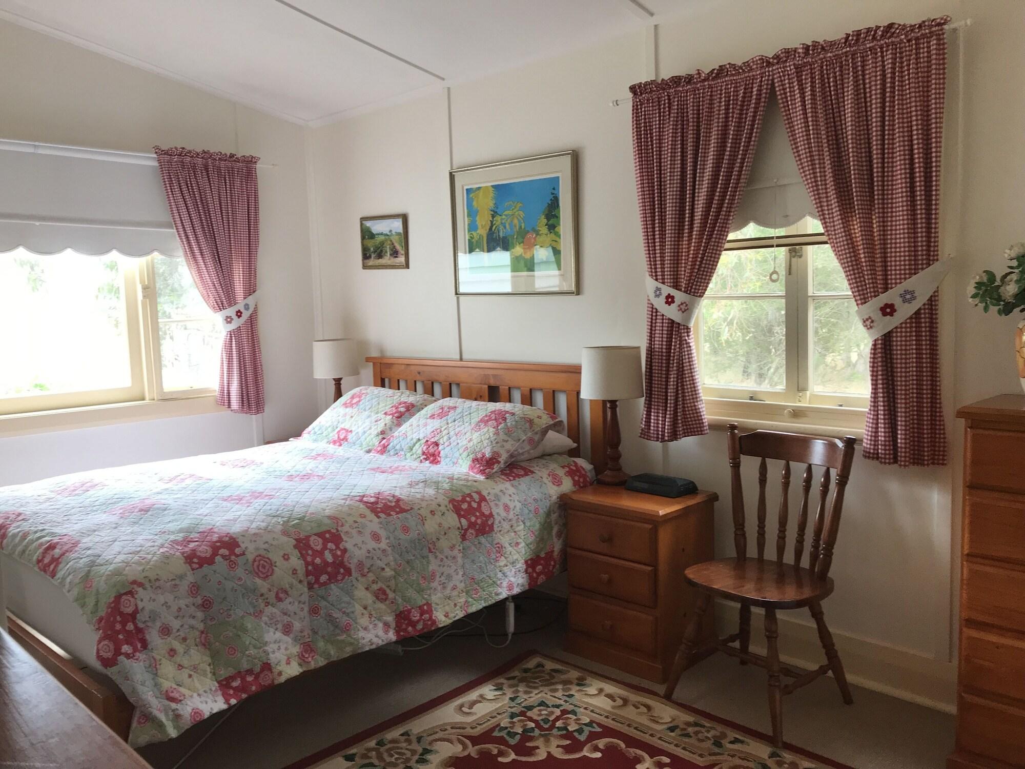 Swallows Cottage Margaret River — 4-Star Luxury Hotel in Margaret River, Australia