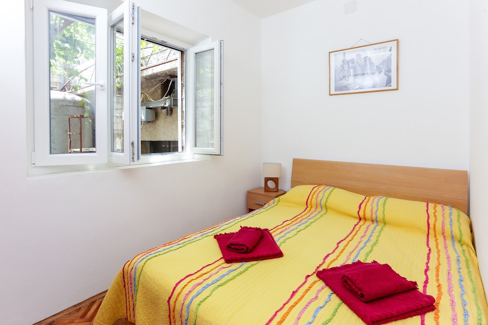 Apartments Sisic