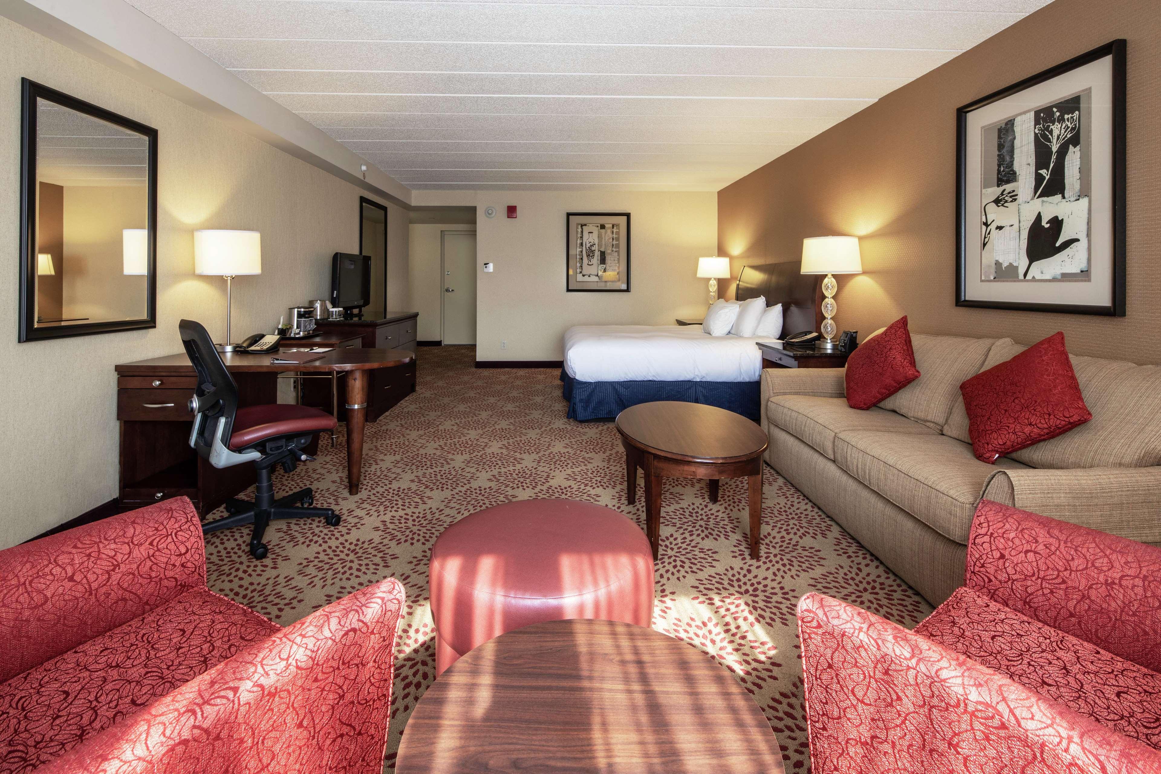 DoubleTree Pittsburgh Monroeville Convention Center - photo 14